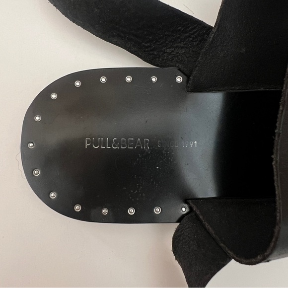 Black Sandals with Silver Hardware from Pull & Bear 🖤🐻 - Picture 5 of 9
